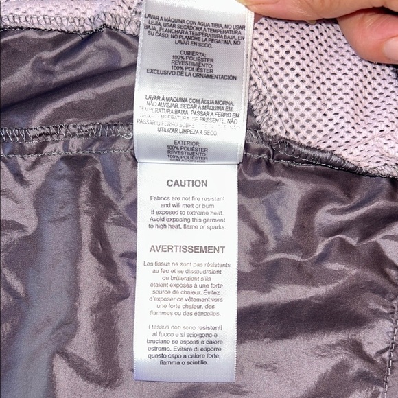 Columbia Women's Light Pink and Dark Gray Ski Jacket - Picture 9 of 9